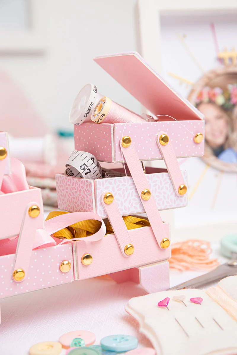 Sizzix ScoreBoards XL Die - Box, Cantilever Sewing Box by Eileen Hull - Image 7